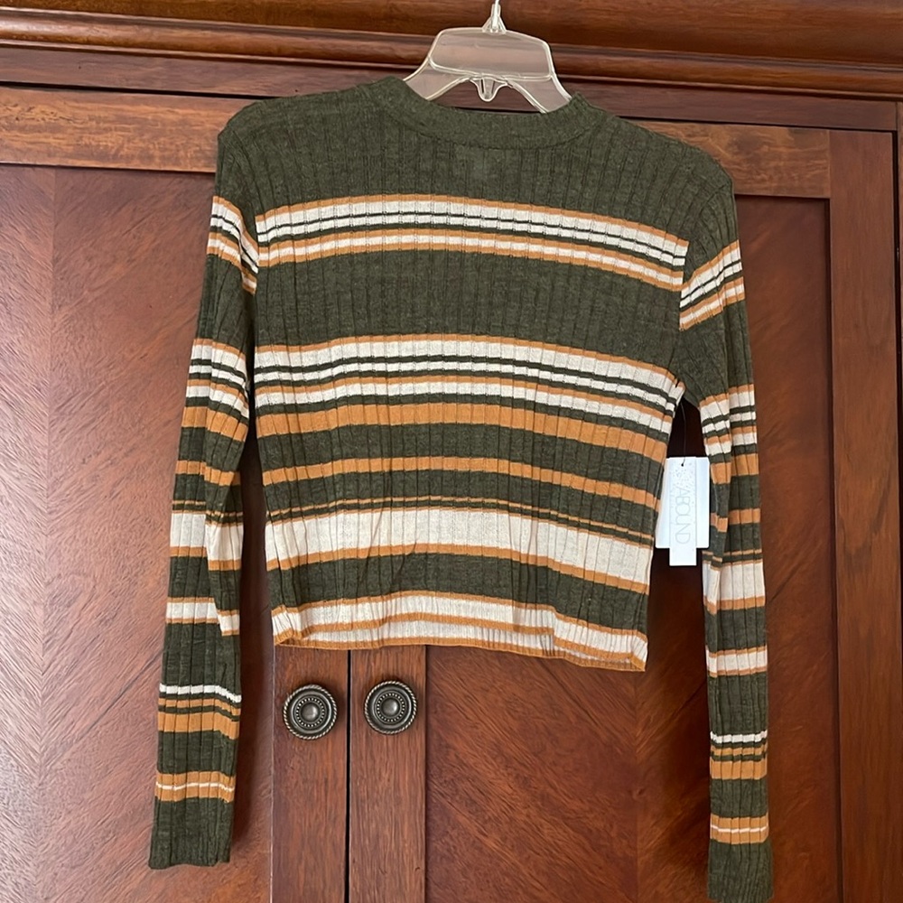 Around town cropped long sleeveve sweater - NWT, Nordstrom rack